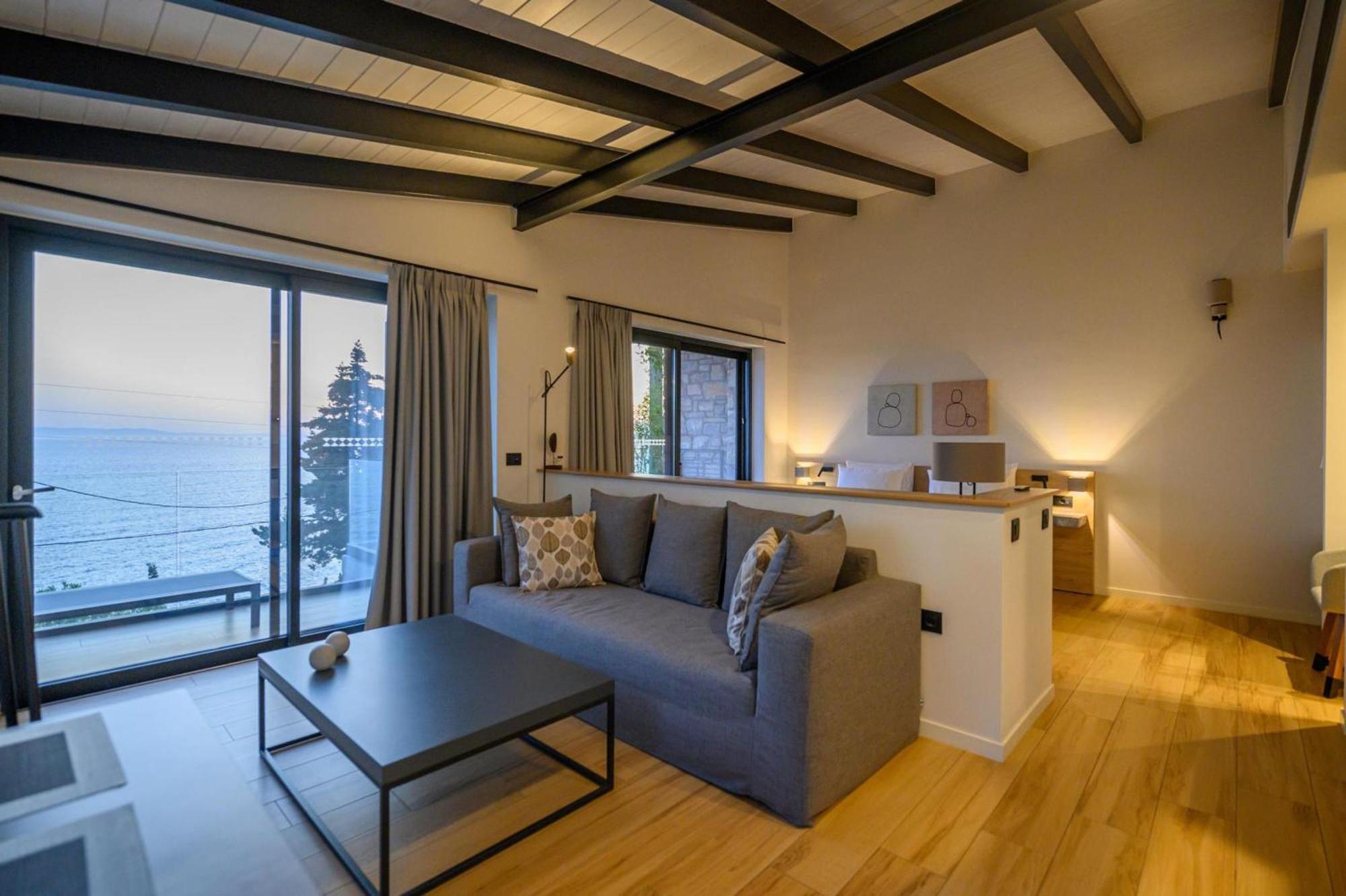Mani Suites Айос-Ніколаос Екстер'єр фото